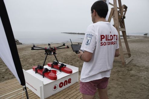 Dron para vigilancia de playa en Benalmadena